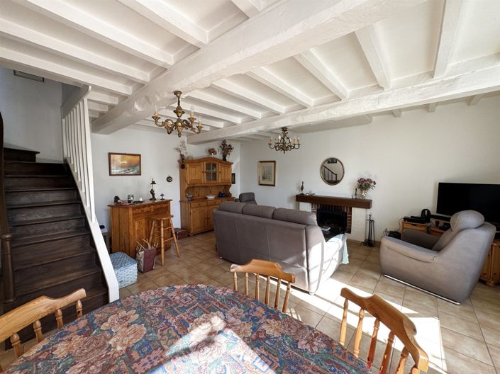 Image No.4-2 Bed House for sale