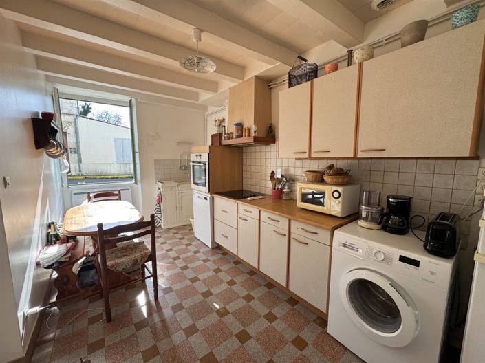 Image No.5-2 Bed House for sale