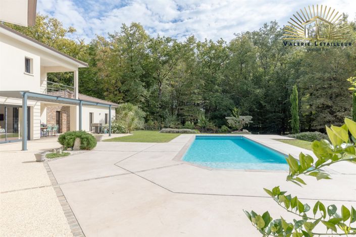 Image No.14-5 Bed House for sale