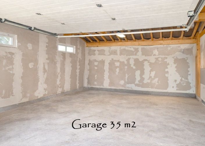 Image No.19-4 Bed House for sale