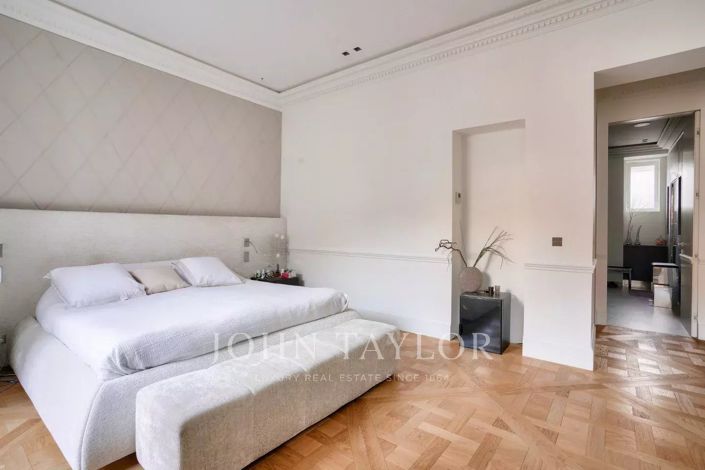 Image No.11-5 Bed Apartment for sale