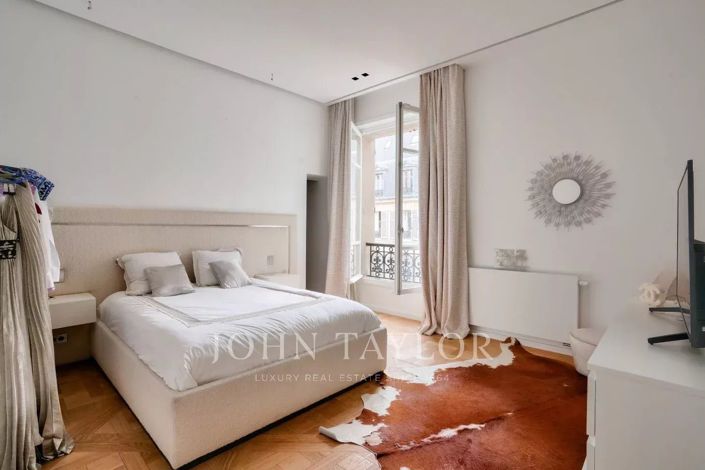 Image No.16-5 Bed Apartment for sale