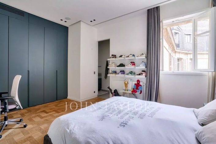 Image No.18-5 Bed Apartment for sale