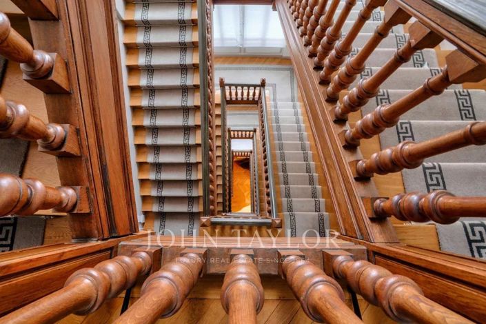 Image No.22-5 Bed Apartment for sale