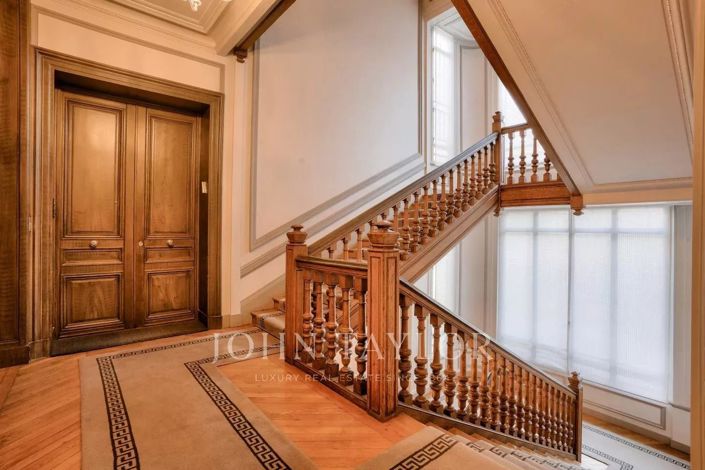 Image No.23-5 Bed Apartment for sale