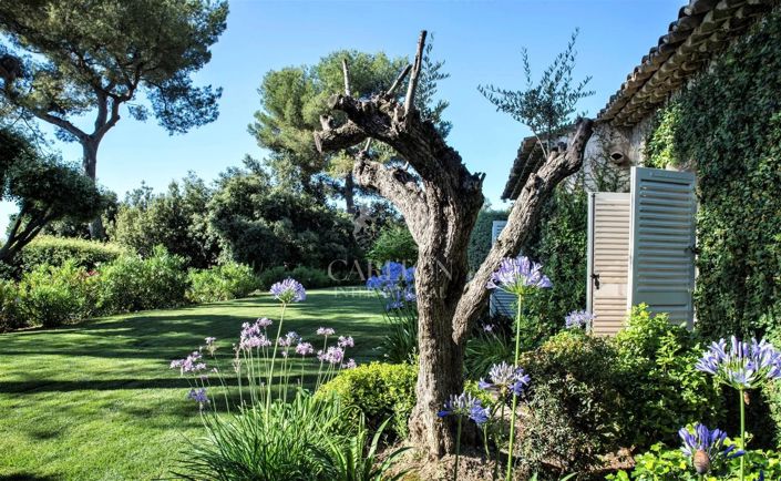 Image No.9-5 Bed House for sale