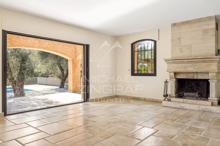 Image No.4-4 Bed House for sale