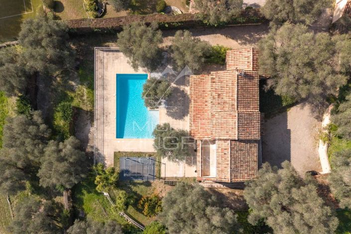 Image No.9-4 Bed House for sale