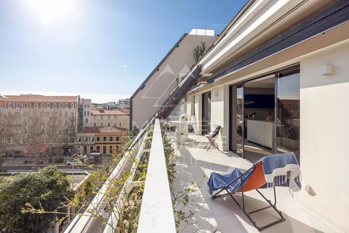 Image No.5-Appartement de 2 chambres à vendre à Nice