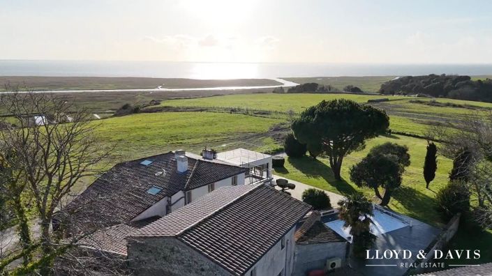 Image No.2-Maison de 4 chambres à vendre à Chenac-Saint-Seurin-d'Uzet