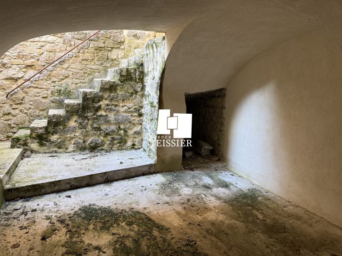 Image No.16-3 Bed House for sale