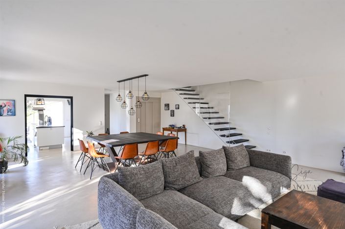 Image No.10-4 Bed House for sale