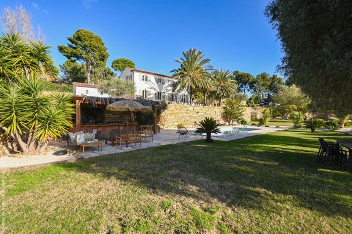 Image No.2-4 Bed House for sale