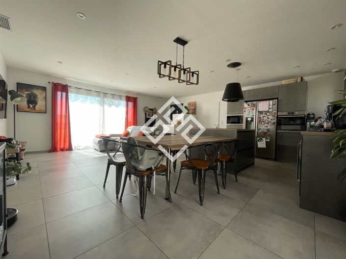 Image No.2-Maison de 3 chambres à vendre à Bize-Minervois