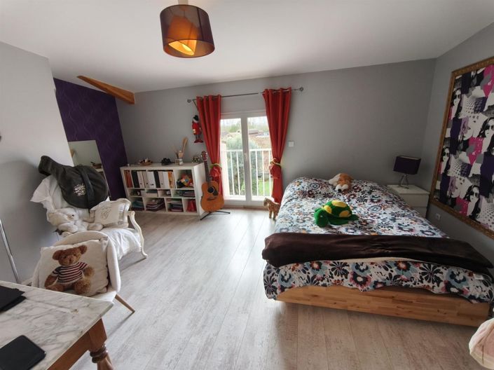 Image No.16-5 Bed House for sale