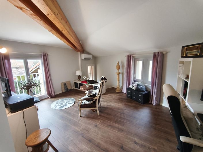 Image No.17-5 Bed House for sale