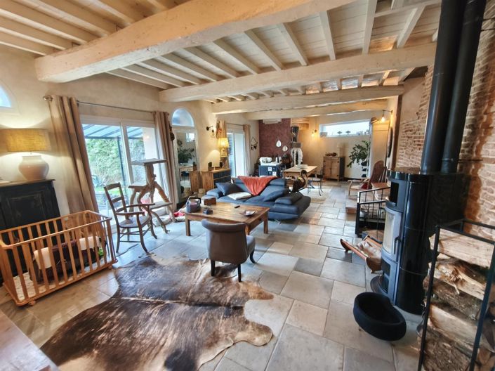 Image No.4-5 Bed House for sale