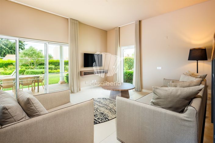 Image No.9-3 Bed House for sale