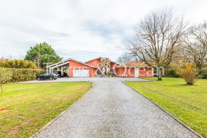 Image No.25-5 Bed House for sale