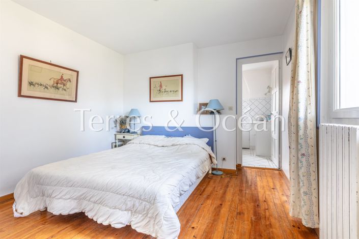 Image No.11-5 Bed House for sale