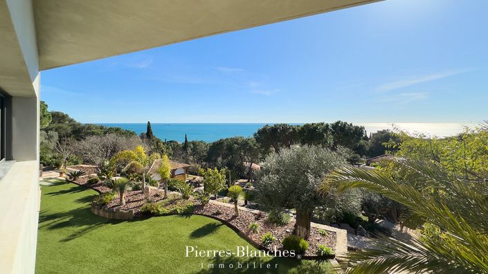 Image No.2-3 Bed House for sale