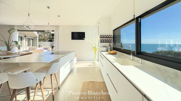 Image No.3-3 Bed House for sale