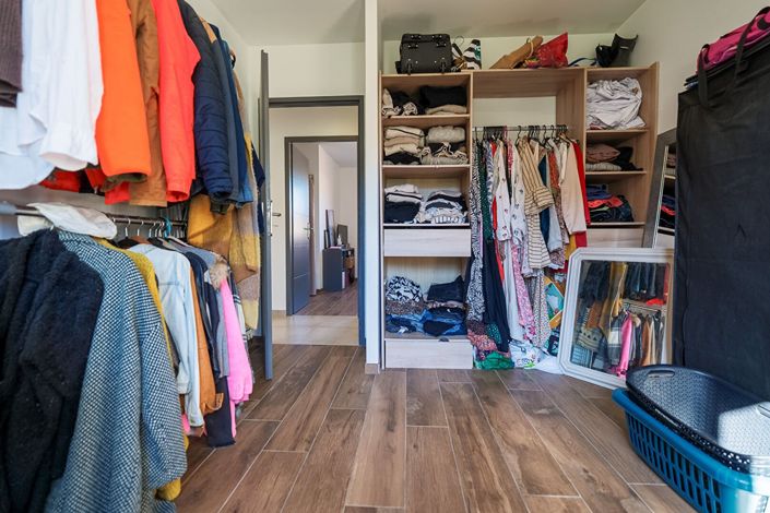 Image No.14-3 Bed House for sale