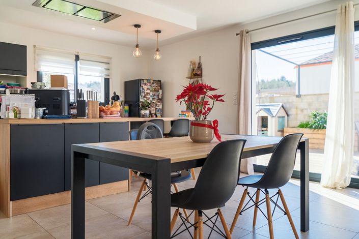 Image No.5-3 Bed House for sale