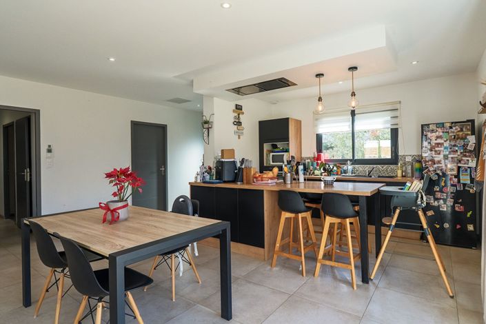 Image No.9-3 Bed House for sale