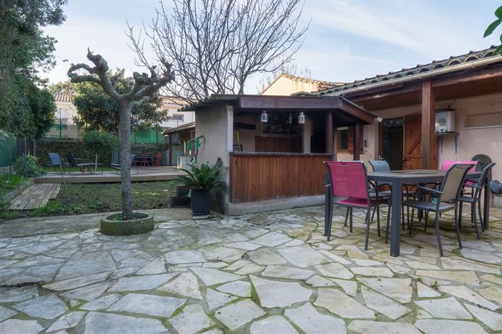 Image No.7-3 Bed House for sale