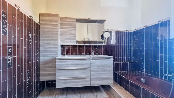 Image No.15-2 Bed House for sale