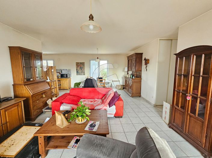 Image No.3-3 Bed House for sale