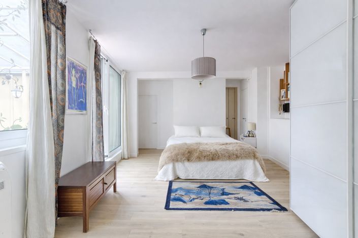 Image No.11-3 Bed Apartment for sale