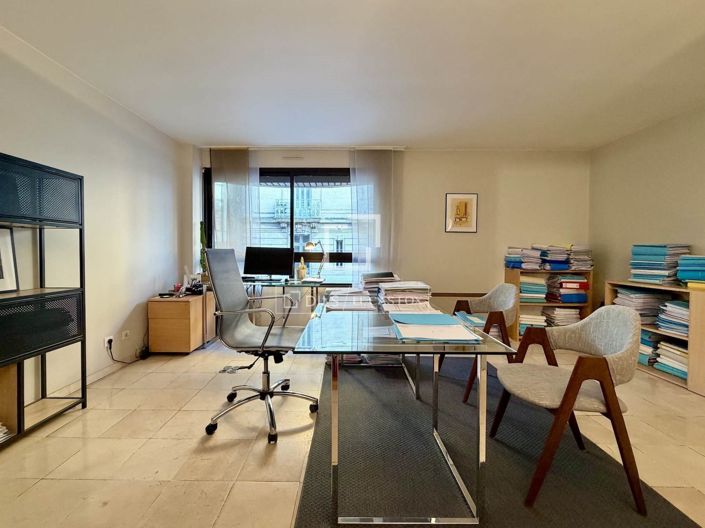 Image No.17-4 Bed Apartment for sale