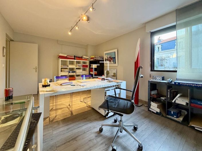 Image No.8-4 Bed Apartment for sale