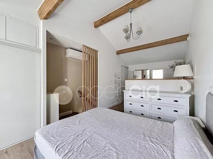 Image No.11-1 Bed House for sale