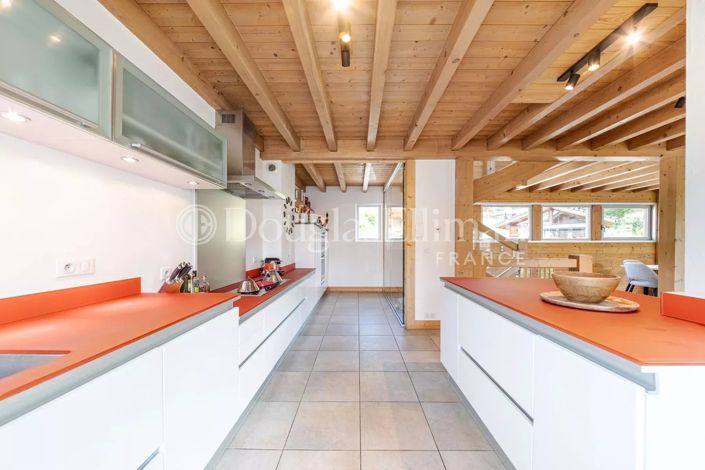 Image No.23-5 Bed House for sale