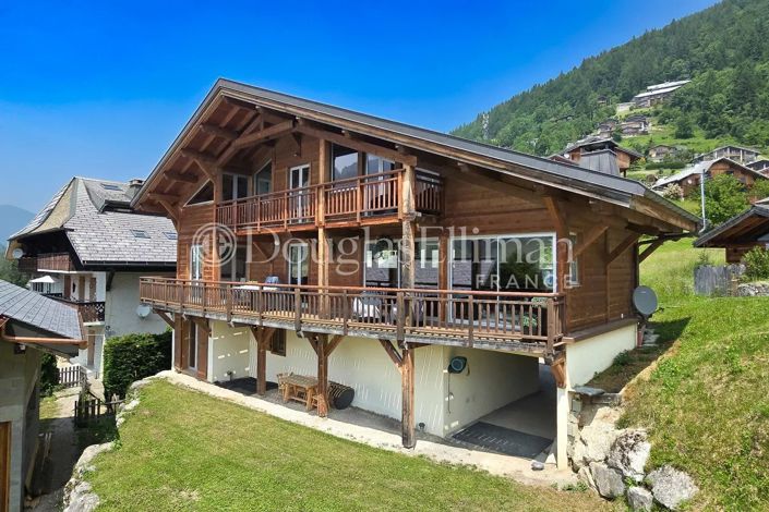 Image No.34-5 Bed House for sale