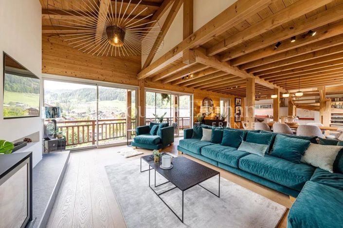 Image No.6-5 Bed House for sale