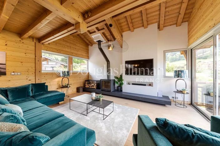 Image No.7-5 Bed House for sale