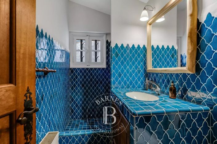 Image No.14-4 Bed House for sale