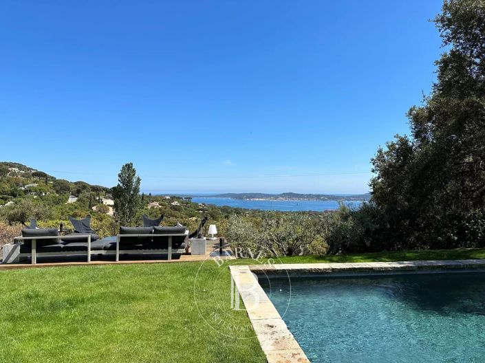 Image No.17-4 Bed House for sale