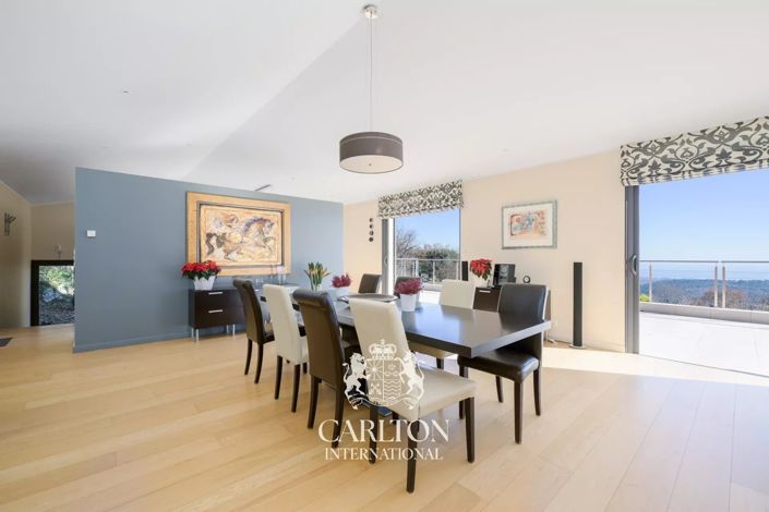Image No.13-6 Bed House for sale