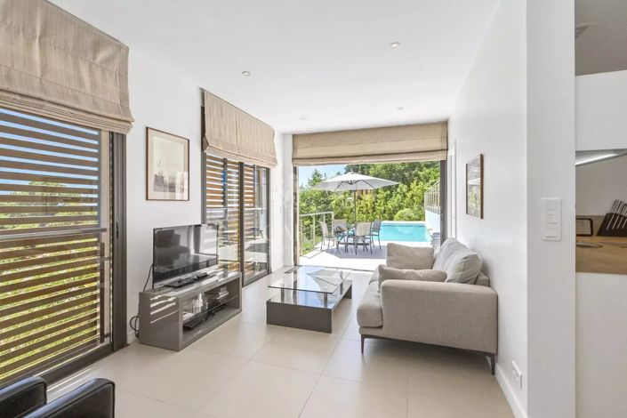 Image No.30-6 Bed House for sale