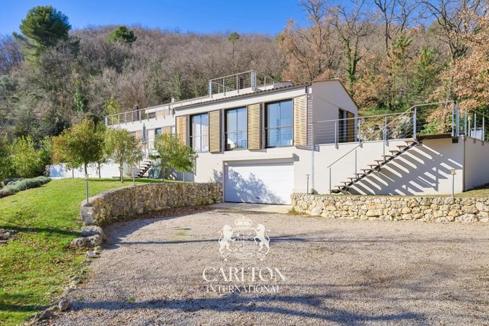 Image No.48-6 Bed House for sale