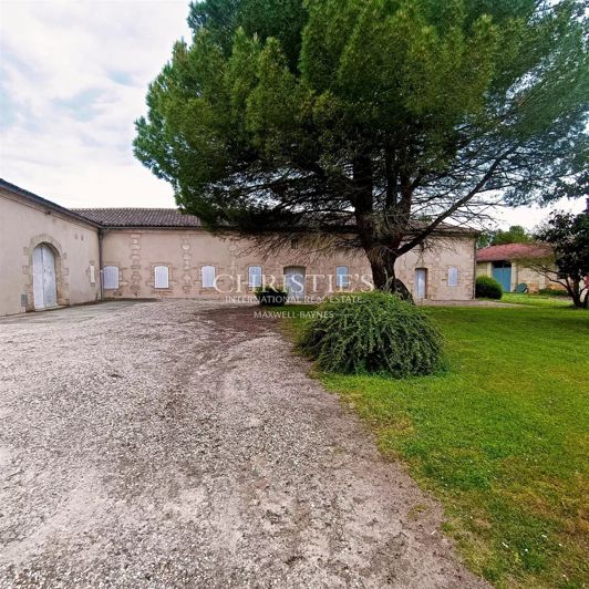 Image No.6-Maison de 7 chambres à vendre à Gironde