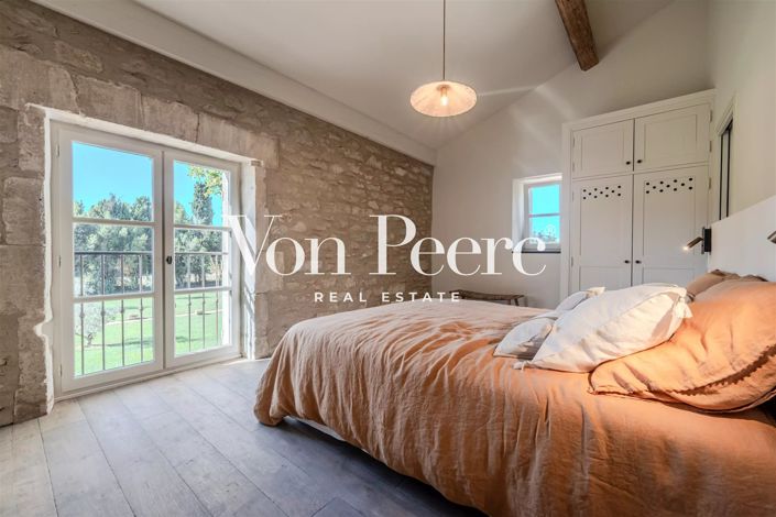 Image No.10-5 Bed House for sale