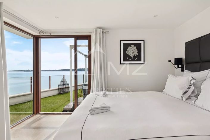 Image No.7-5 Bed House for sale