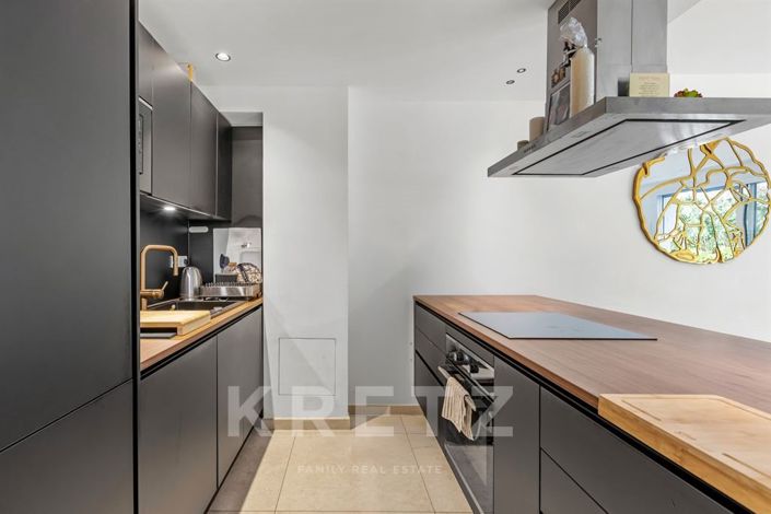 Image No.11-3 Bed Apartment for sale