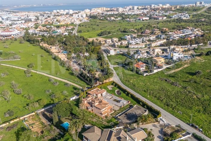 Image No.31-3 Bed House for sale